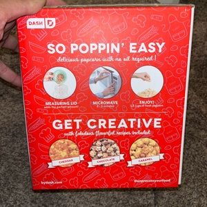 Dash 2.5 qt. microwave popcorn maker (2 of them for this post)